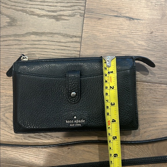 Kate Spade Crossbody Convertible Wallet/Purse - Picture 9 of 12